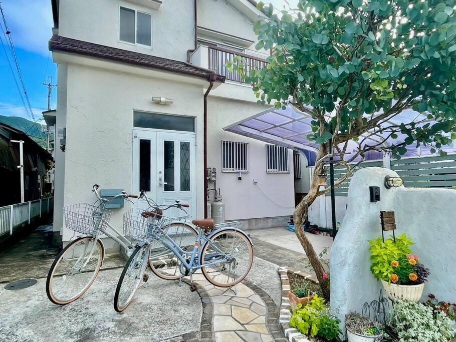 Property building, Cycling