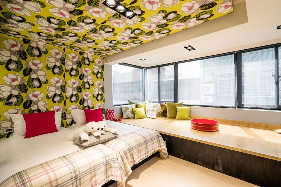 Photo of the whole room
