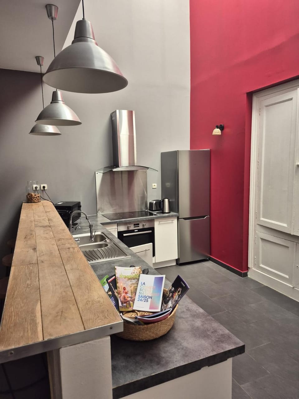Kitchen or kitchenette, Dining area, stove, stove, kitchen, kitchen