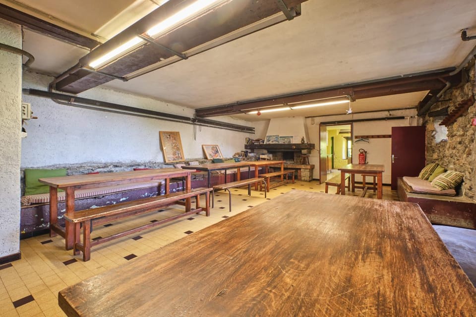 Property building, Living room