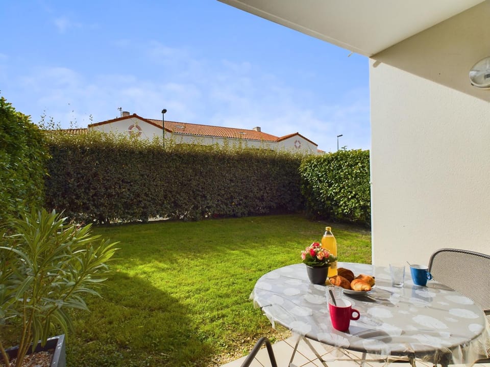 Patio, Garden, Garden view