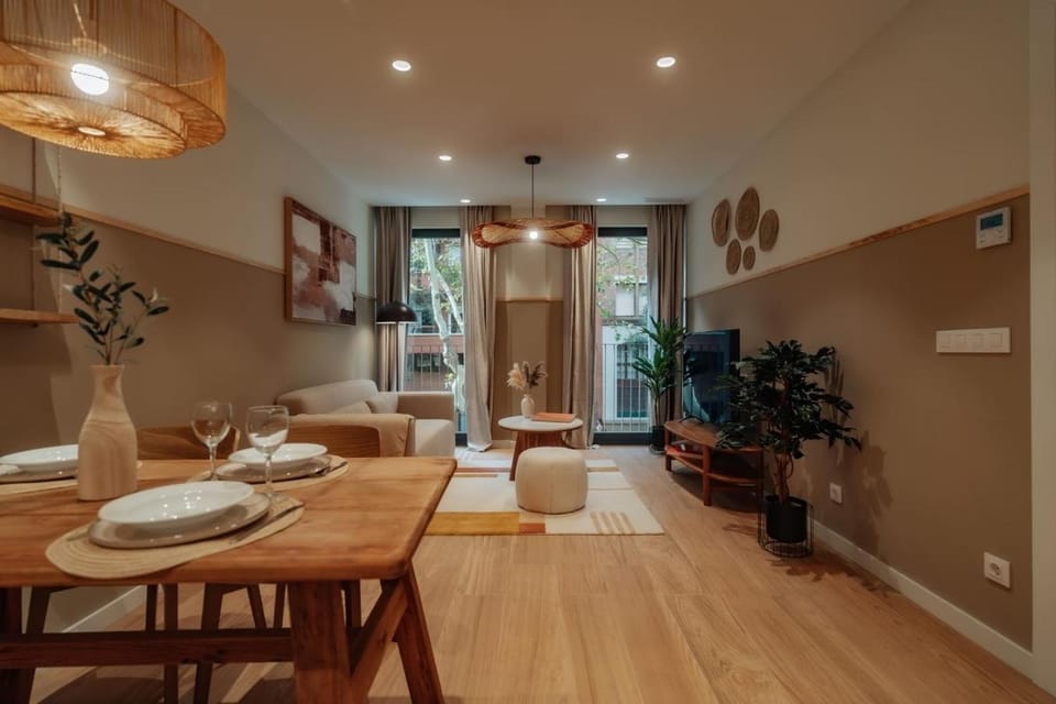 Casa Carlit - 1 bedroom apartment near Plaza Tetuán Apartment in Barcelona