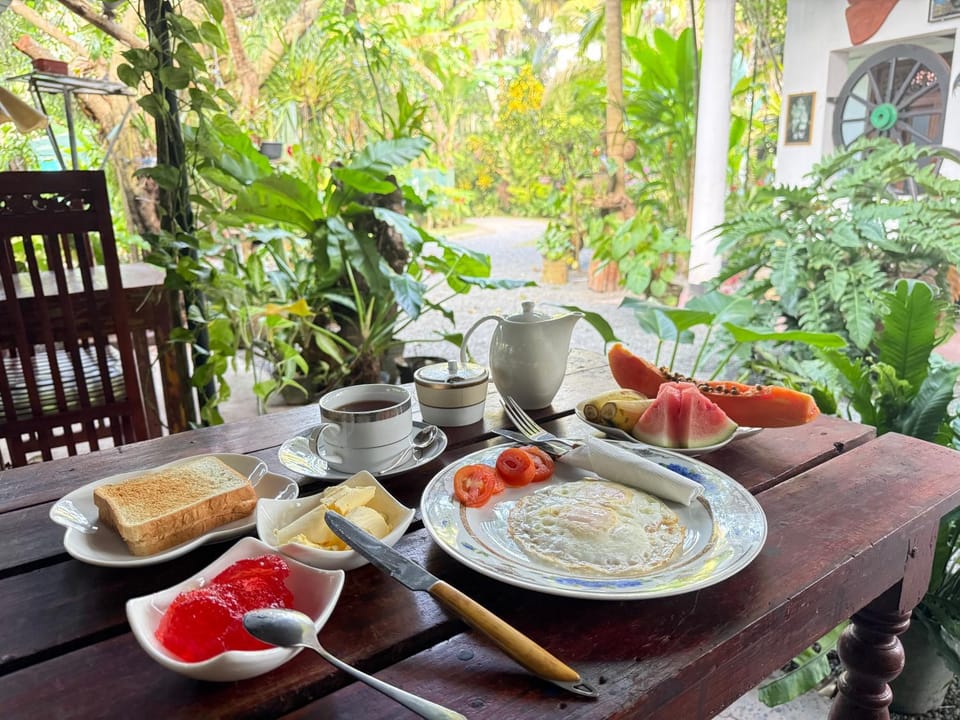 Food and drinks, Food, Breakfast, Continental breakfast