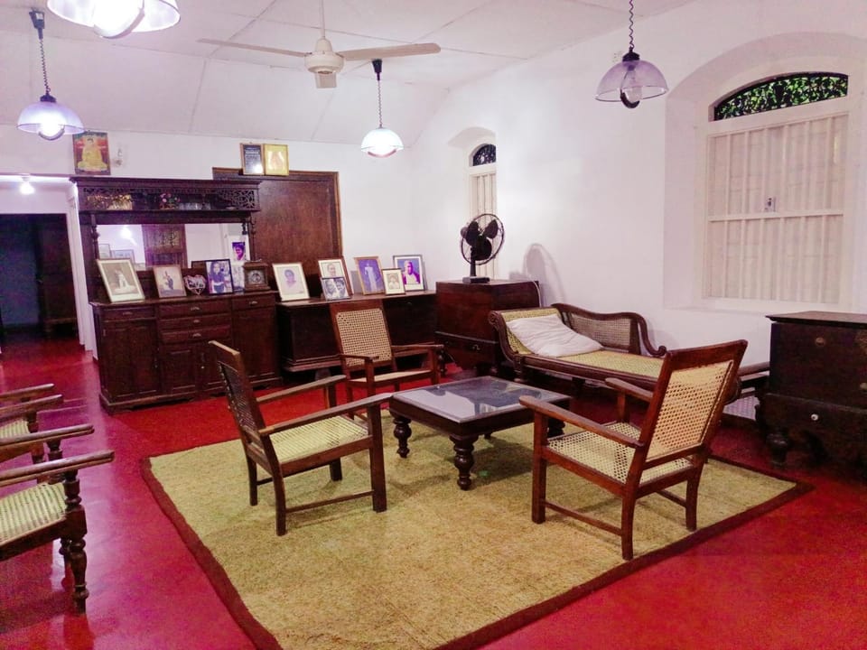 Seating area