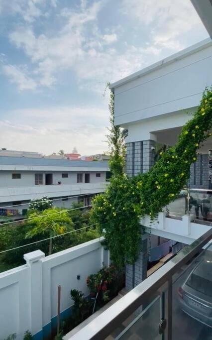 Property building, Balcony/Terrace