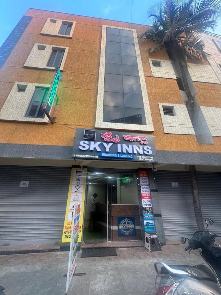 Property building, Day