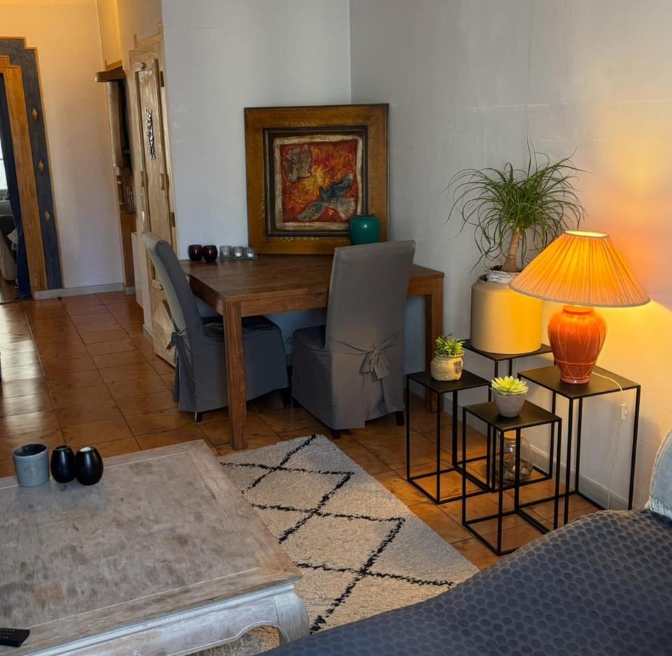 Room for NUDISTS near Nice port in a shared apartment Campground/ 
RV Resort in Nice