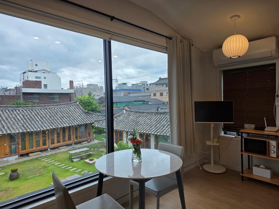 Stay33 Pet friendly house near Hwangridangil Bed and Breakfast in South Korea