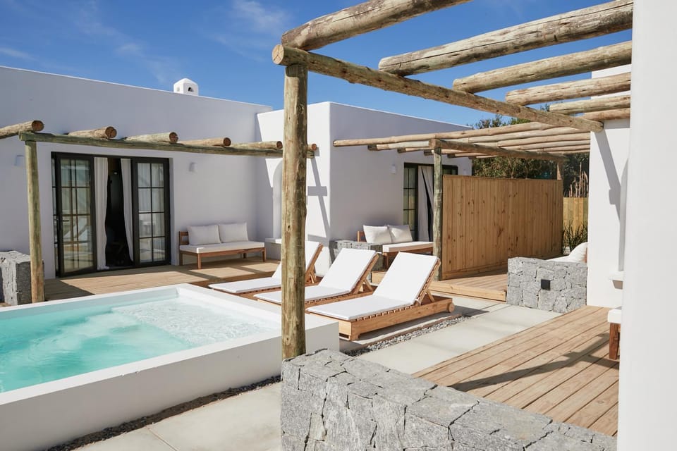 Patio, Swimming pool