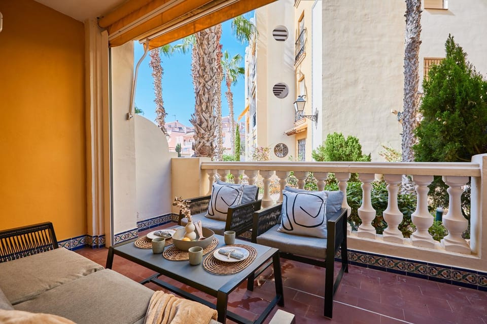 Marbella Style Apartment - by Welcomely Apartment in Torrevieja
