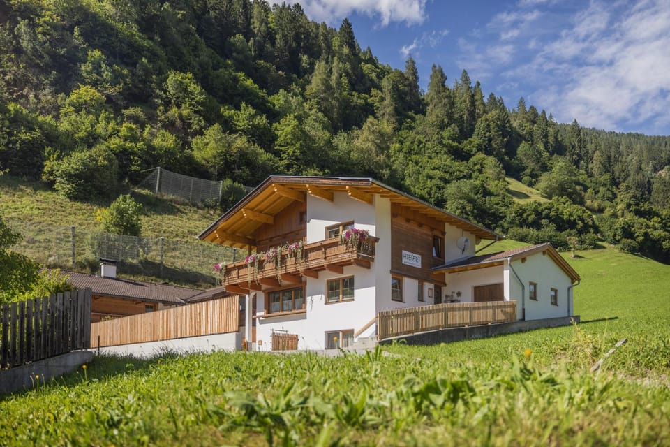 Property building, View (from property/room), Street view