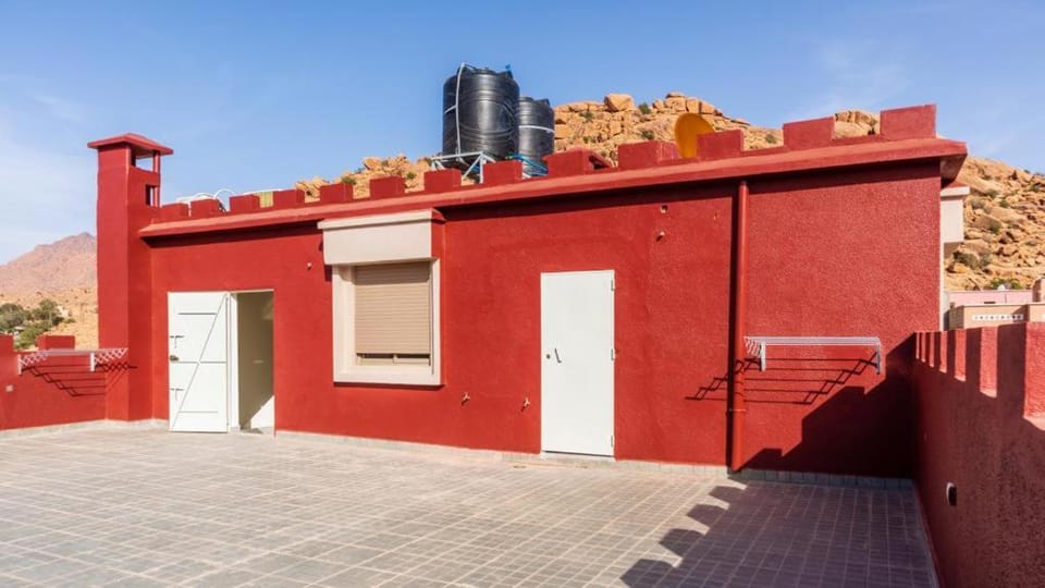 Property building, Day