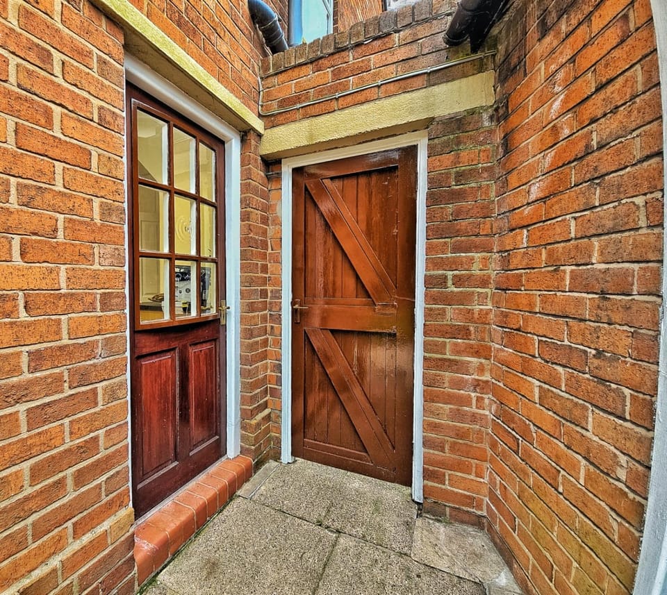 Spacious modern 3 bed home House in England