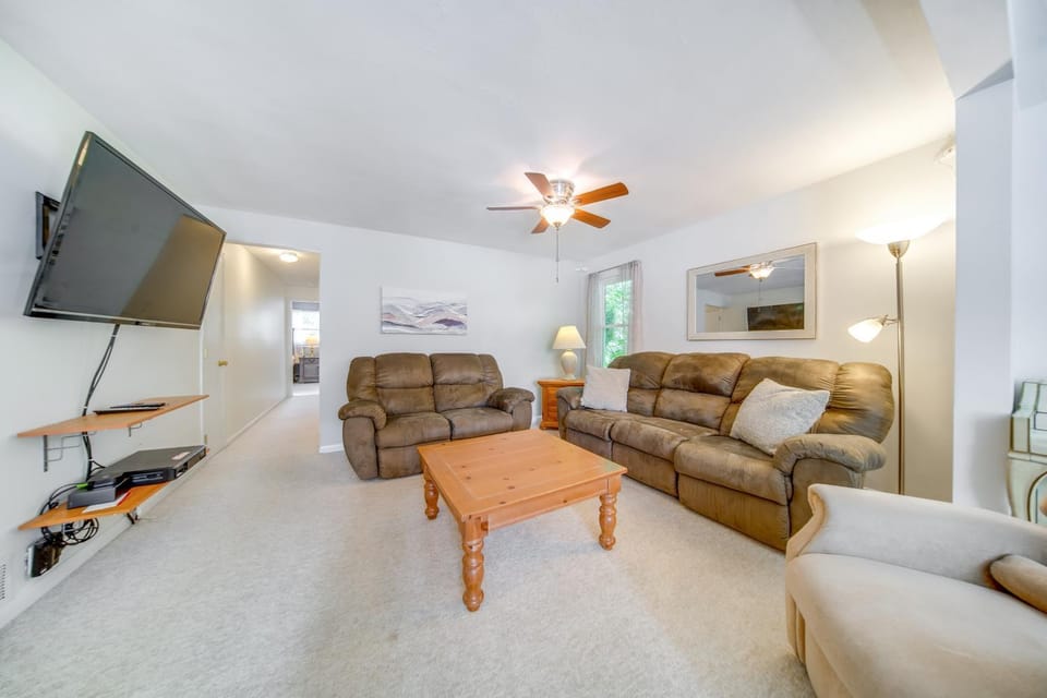 Mayville Getaway with Deck Near Chautauqua Lake! House in Mayville