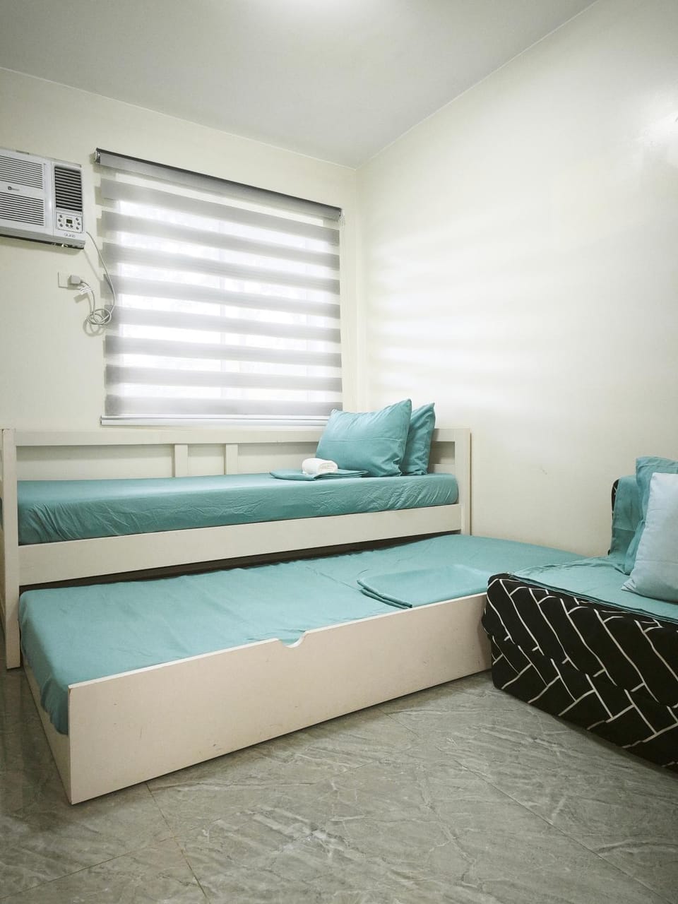2BR 8 Spatial - Condo ni Marga Apartment in Davao City