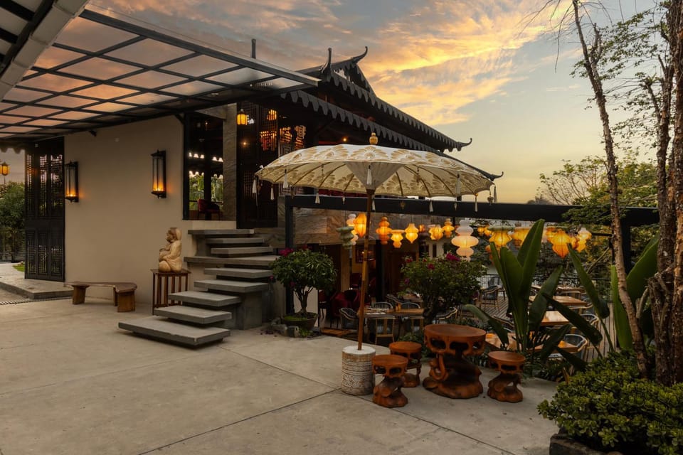 Restaurant/places to eat, Restaurant/places to eat