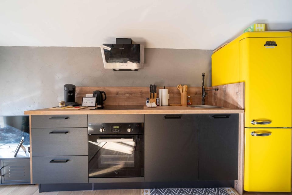Coffee/tea facilities, Kitchen or kitchenette