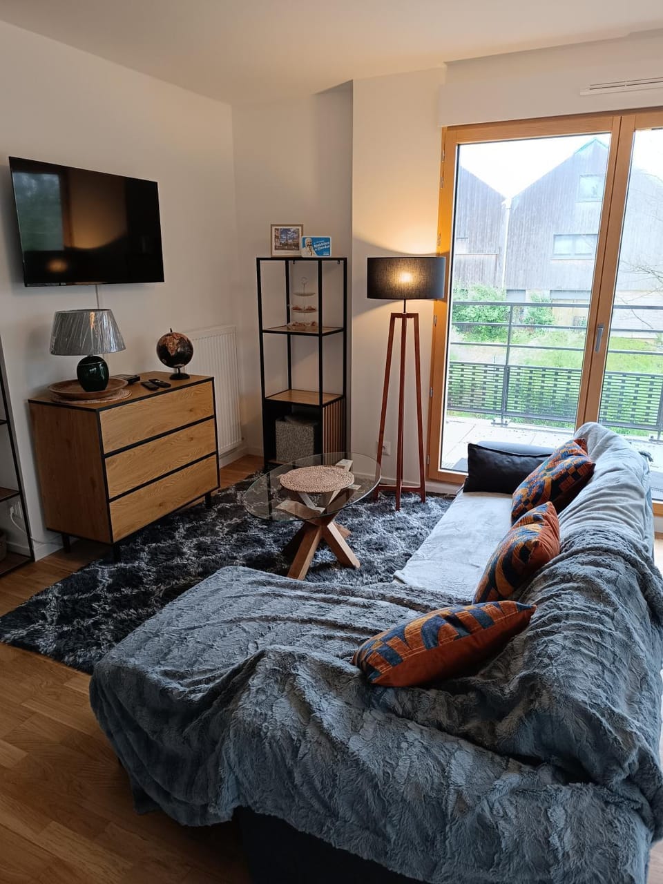 Property building, Living room