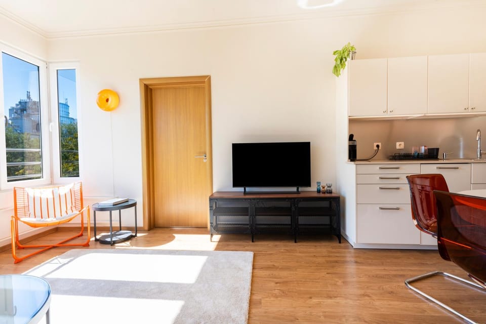 Communal lounge/ TV room