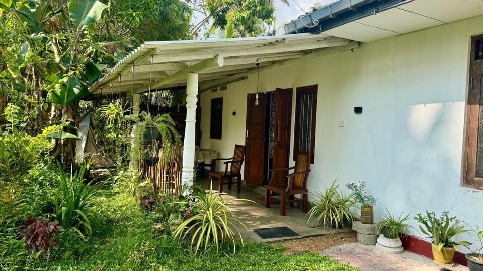White Horizon Villa Apartment in Ahangama