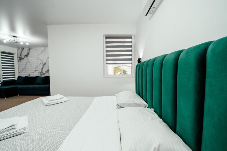 StarRent Apart-Hotel Self Check In Apartment in Chișinău