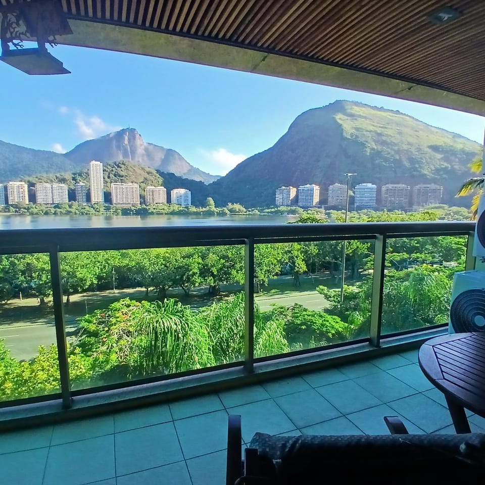 Balcony/Terrace, Lake view