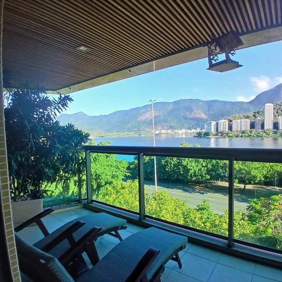 Balcony/Terrace, Lake view