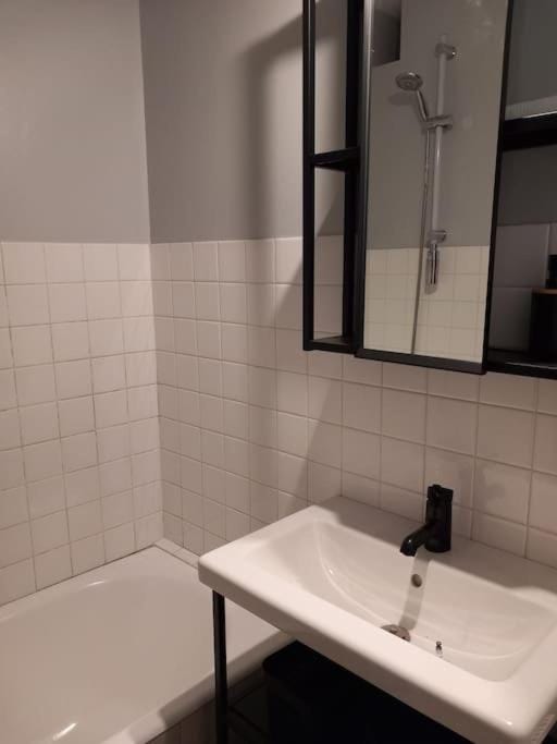 Bathroom, Bath