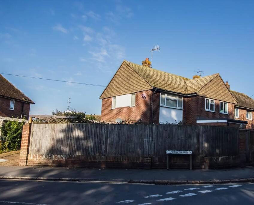 Property building, Neighbourhood, Street view
