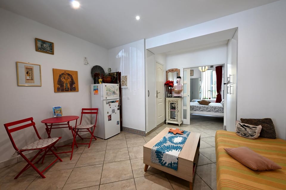 Un jardin en Ville Apartment in Nice