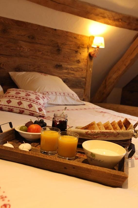 Chambre d'hôtes chalet La Longère Bed and Breakfast in Provence