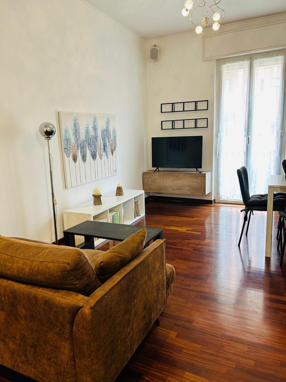 Communal lounge/ TV room, Living room, Seating area, Dining area
