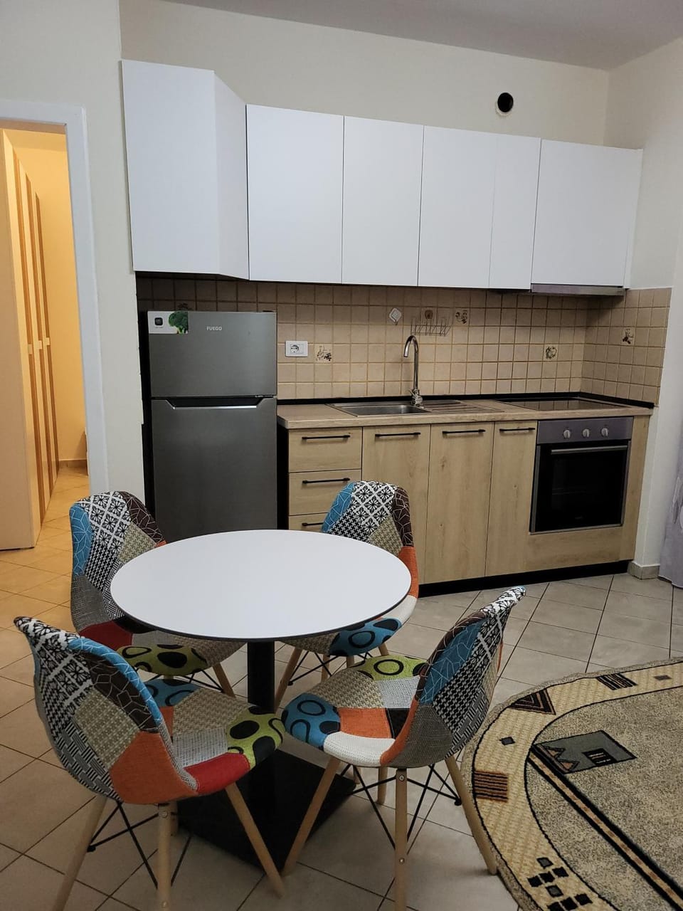 Kitchen or kitchenette, Dining area, minibar, oven, stove, toaster