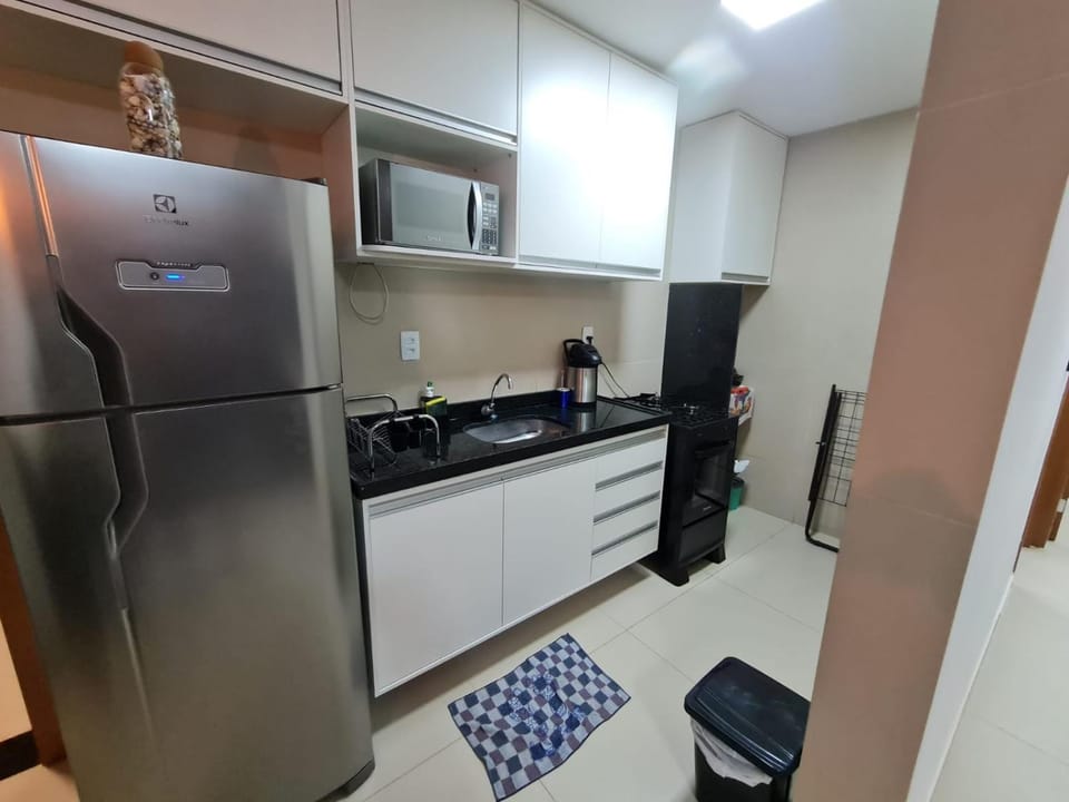 Kitchen or kitchenette, oven, pet friendly, stove