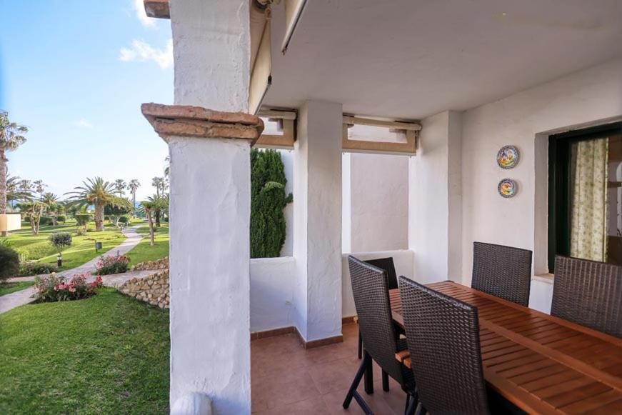 View (from property/room), Balcony/Terrace, Garden view, Sea view
