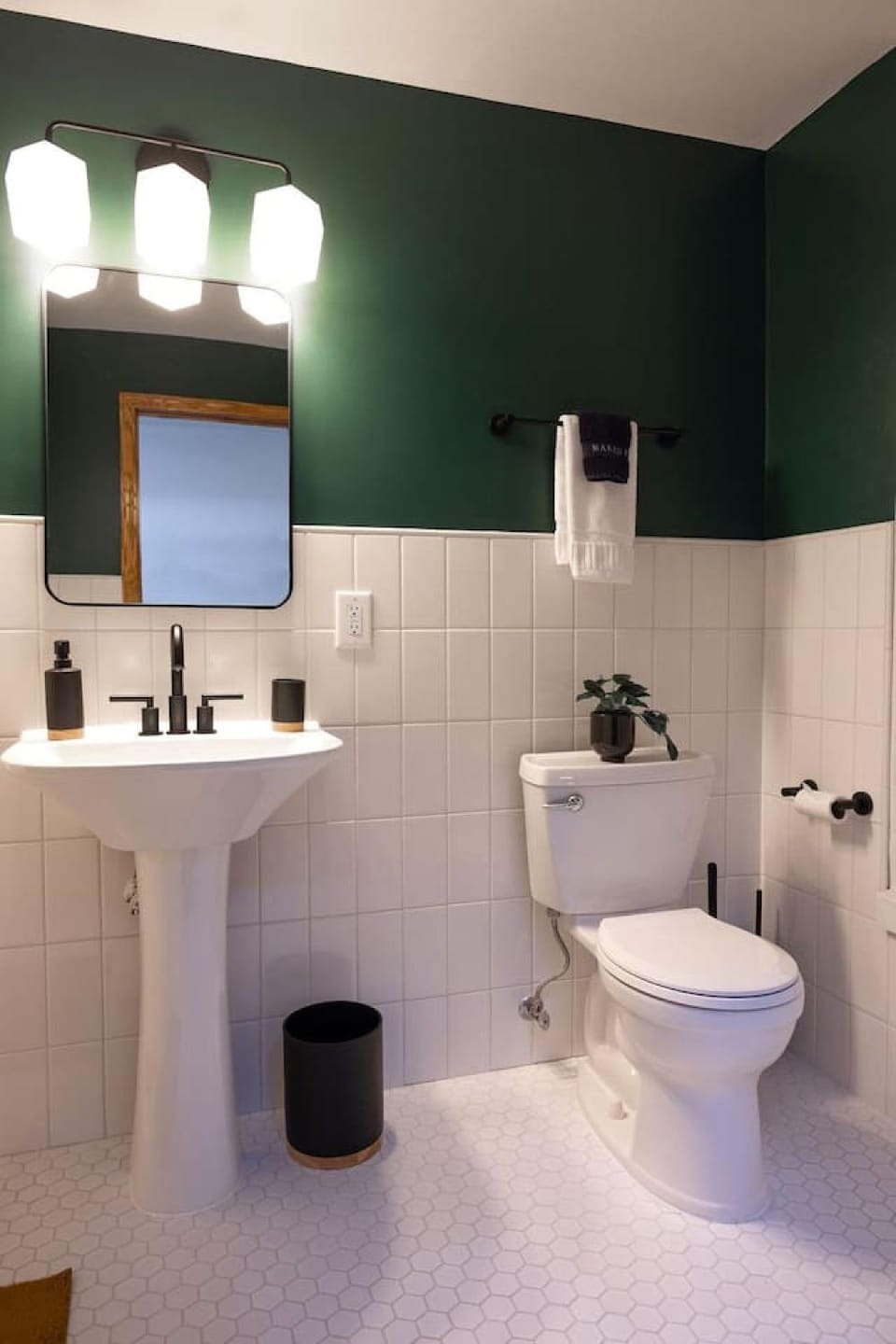 Charming and Cozy Studio in DT Northfield Apartment in Northfield