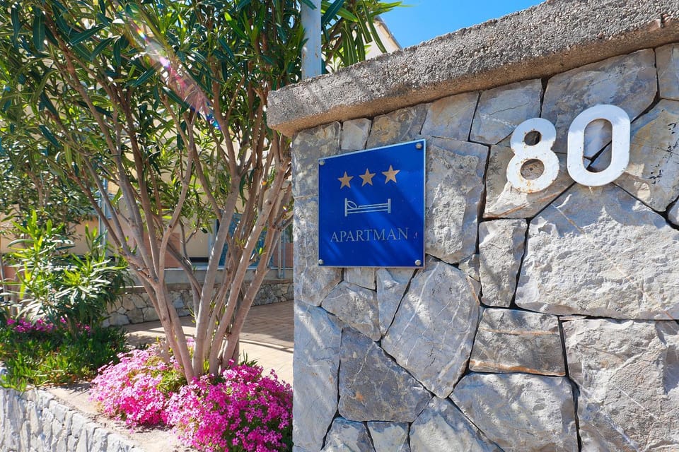 Property logo or sign