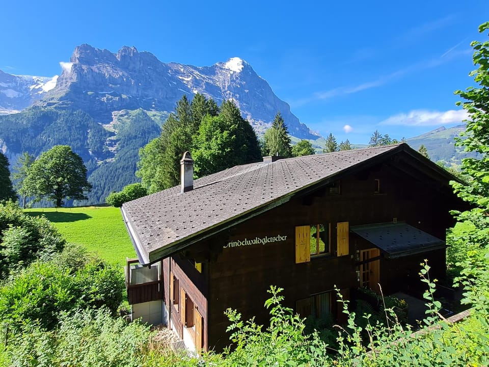 Property building, Natural landscape, Mountain view