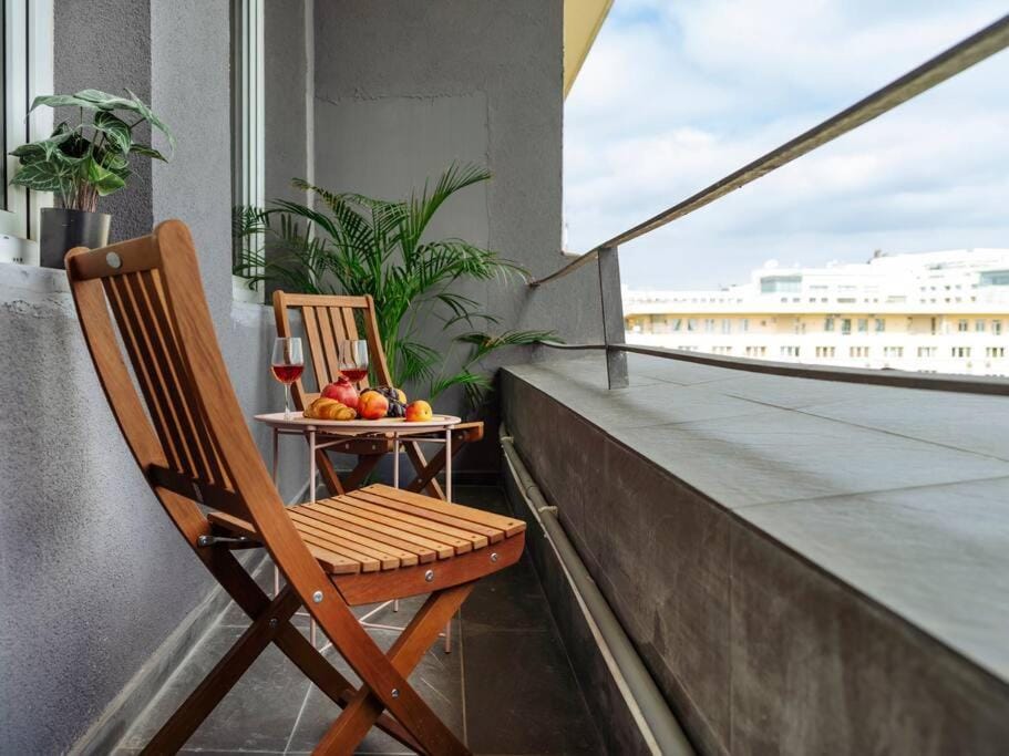 Genesis - Sala Palatului I Cheap parking I Balcony Apartment in Bucharest