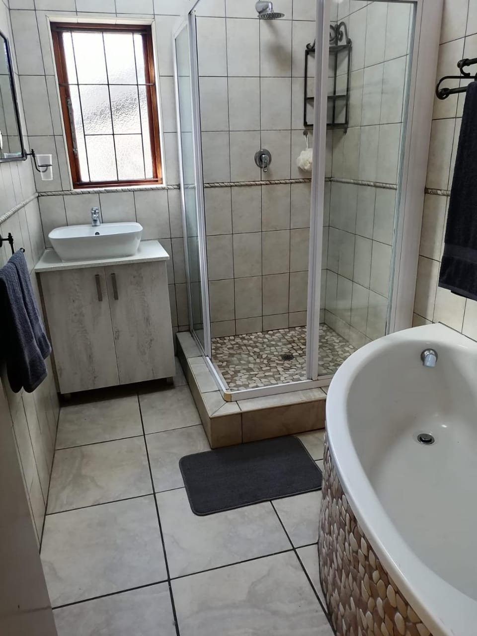 Unit 2 at Place of the Eagle Chalet in KwaZulu-Natal
