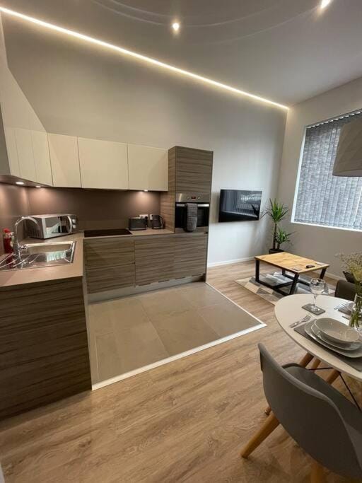 Luxury 1 Bedroom Bournville Apartment Apartment in Birmingham