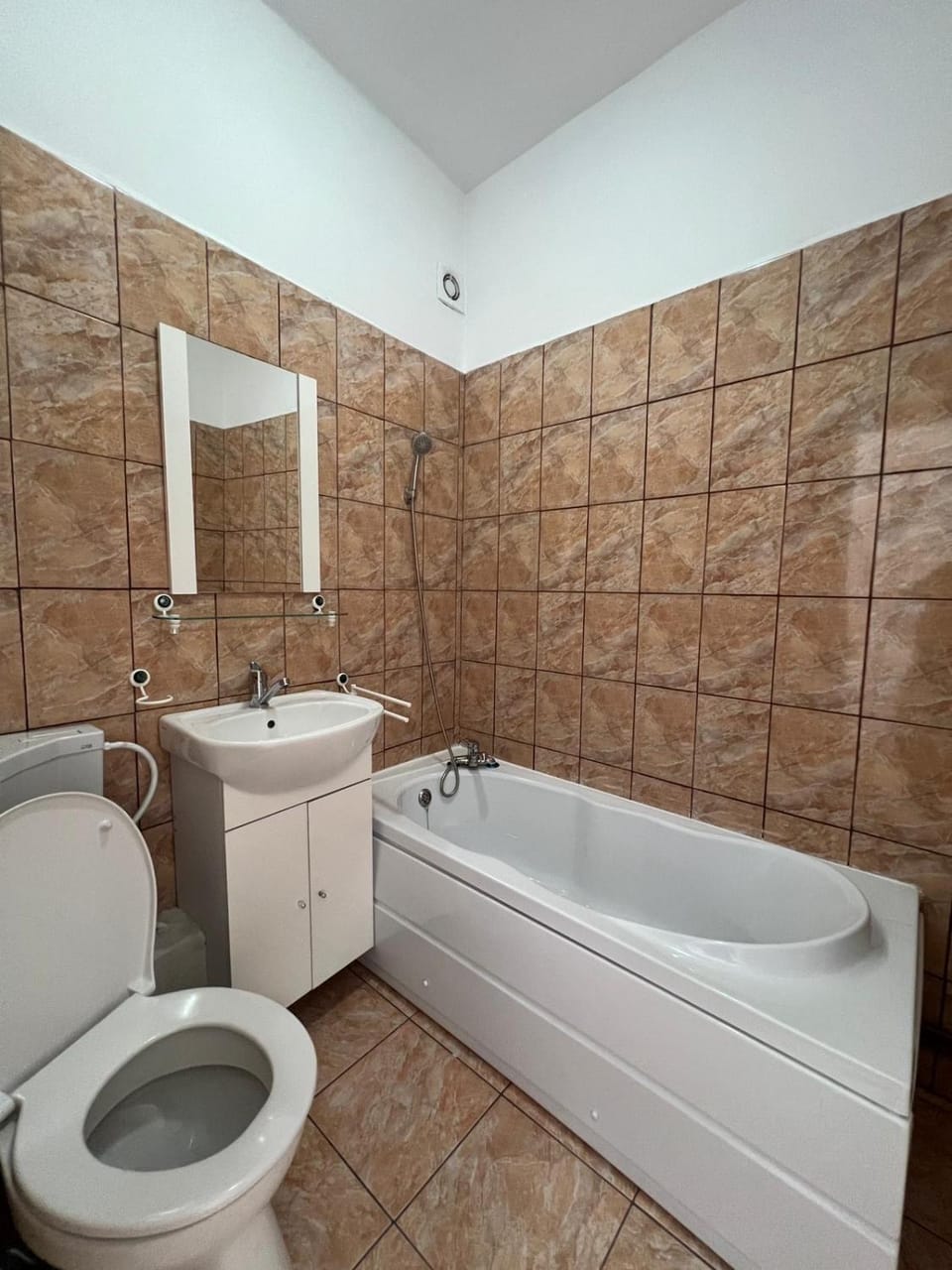 Toilet, Bathroom, towels