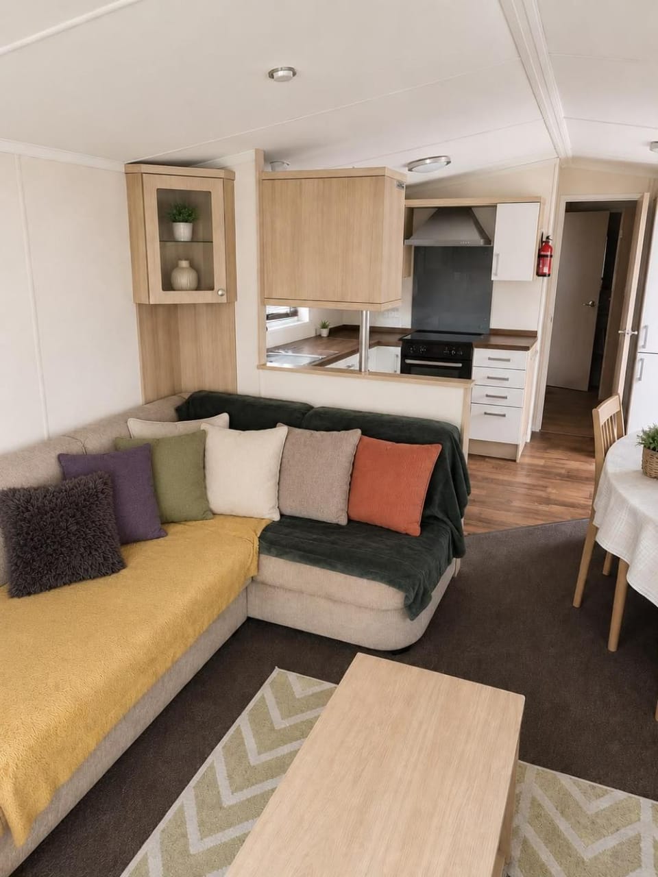 Modern 3 Bedroom Caravan, Hoburne Holiday Park Campground/ 
RV Resort in Cotswold District