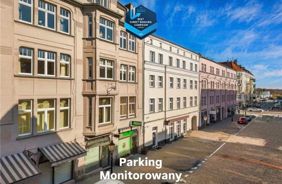 Property building, City view, Street view, Certificate/Award