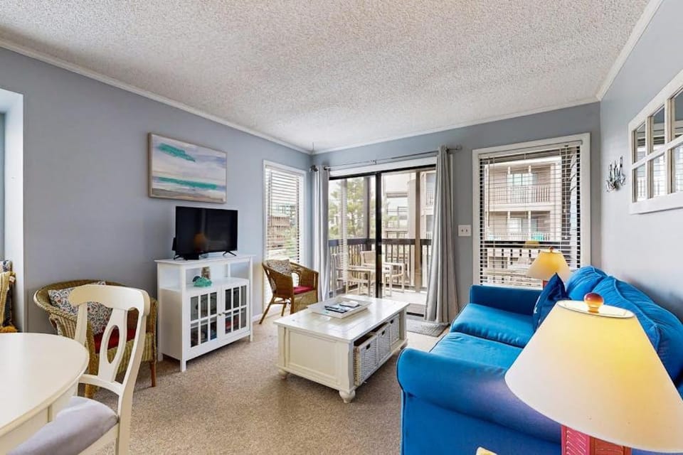 Tilghman Beach & Racquet 214 Apartment in North Myrtle Beach