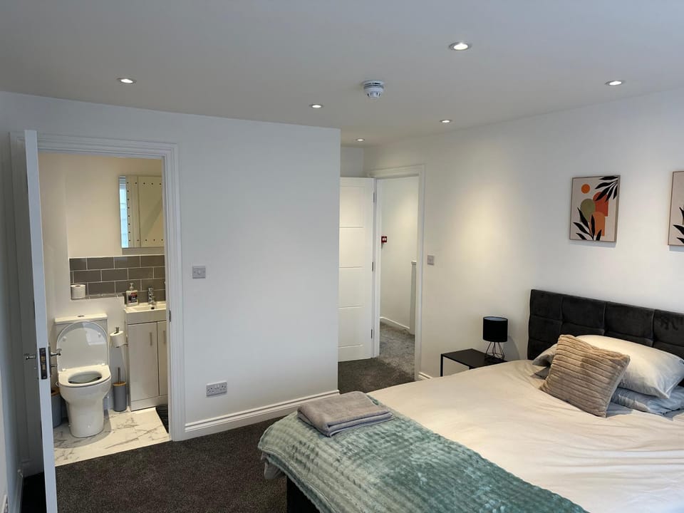 6 beds - 5 bedroom house in Orpington House in Orpington