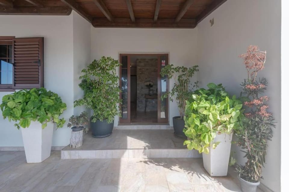 Villa Ada Enjoy Villa in Maxorata
