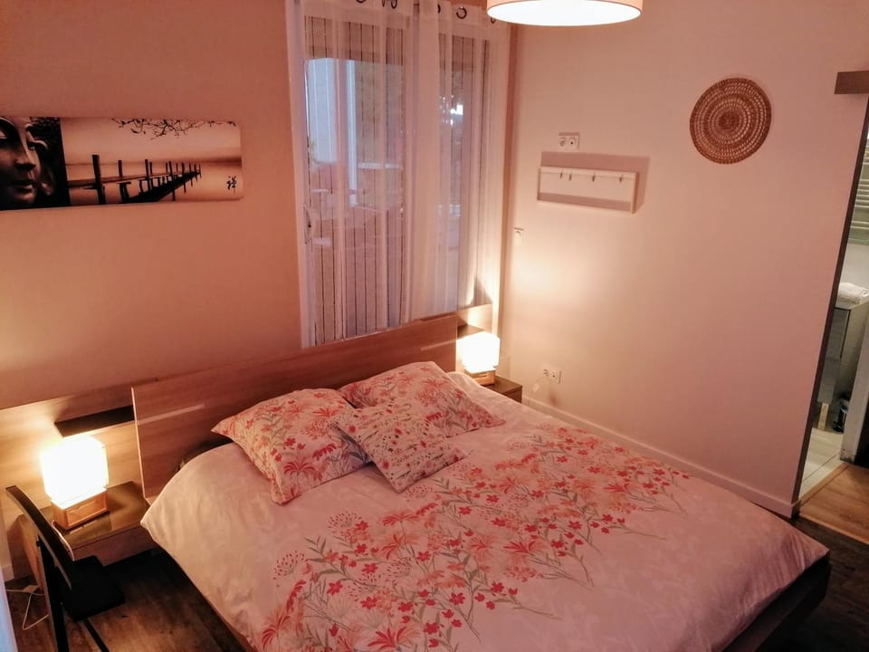 Chez Sylvie, petit déjeuner possible pour 5 euros Vacation rental in Brittany