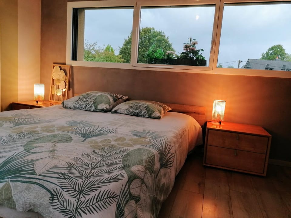 Chez Sylvie, petit déjeuner possible pour 5 euros Vacation rental in Brittany