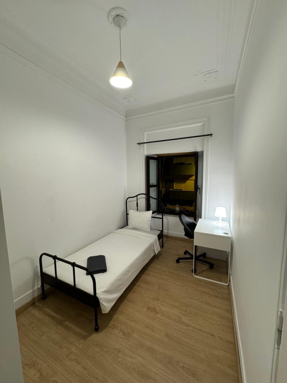 Lisbon metro arroios 22 Bed and Breakfast in Lisbon